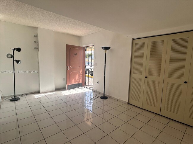 300 NW 42nd Ave Unit 109
