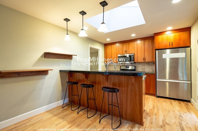 Photo - Enchanting 4-Bed Palisades Oasis with Idyl...