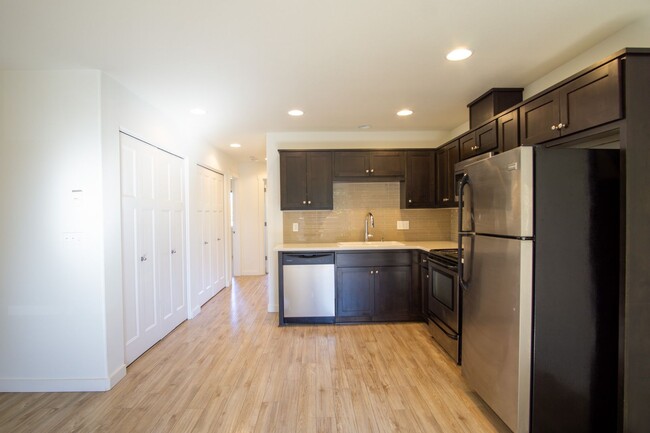 Photo - Stylish 2Bdr w/Stainless Appl, W&D, Private Balcony Unit 202