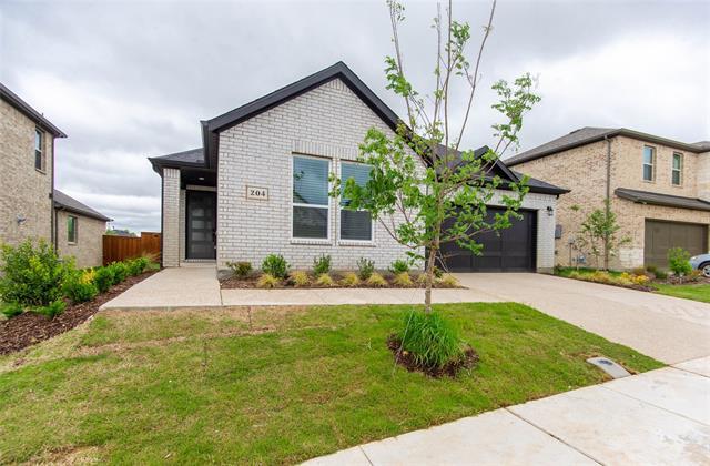 Photo - 204 Castle Rock Dr