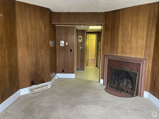 Building Photo - 472 Commonwealth Ave Rental
