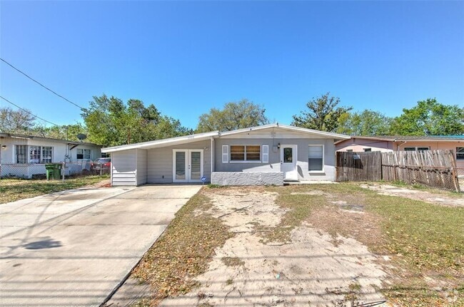 Building Photo - 10928 N 15th St Rental