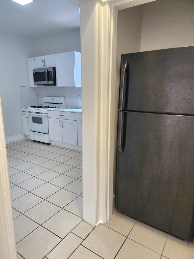 Photo - 65 W Ivy Ln Unidad 2