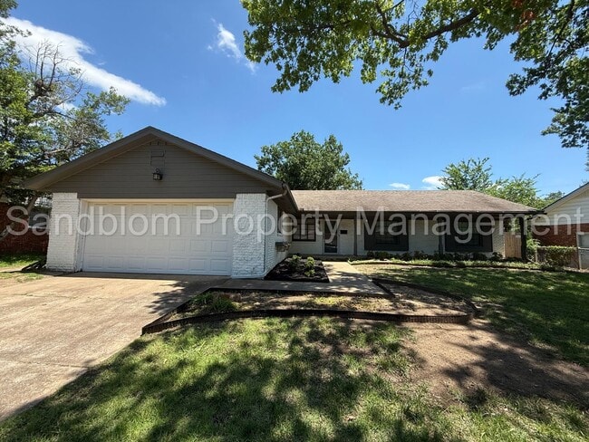 Building Photo - For Lease | South Tulsa | $1800 Rent