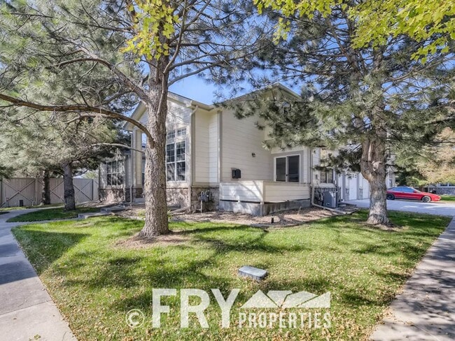 Photo - Spacious Townhome in Quiet Community