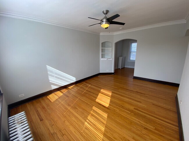 Photo - 5542 W Leland Ave Unit 3B