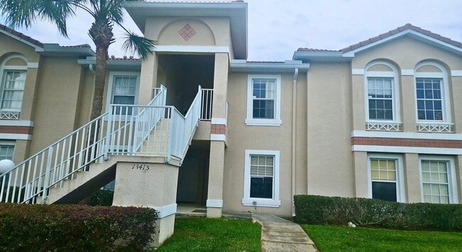 Building Photo - 13415 Fairway Glen Dr