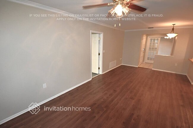 Photo - 11840 69th Way