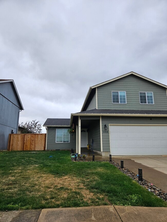 Building Photo - 5316 Holly Loop SE Rental