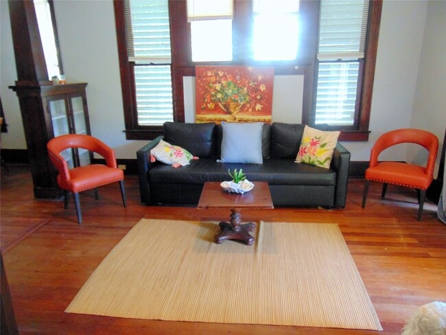 Photo - 3420 Avenue R