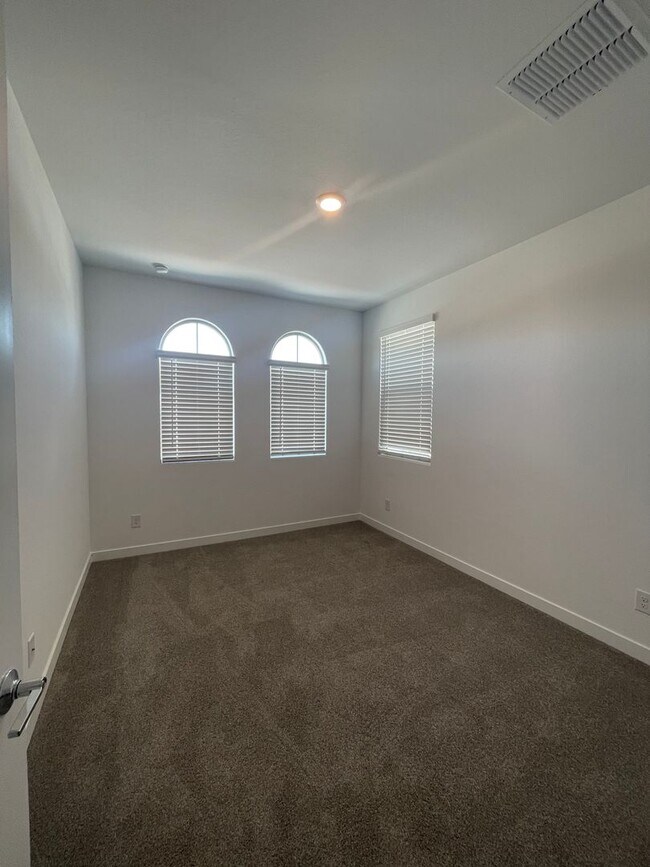 Photo - 9343 W Glenrosa Ave House
