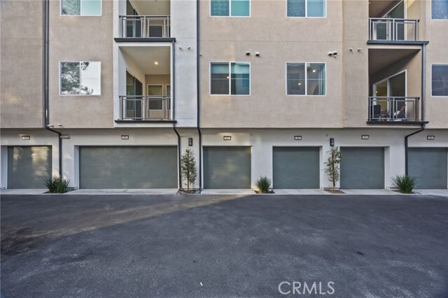 Building Photo - 980 N Tangent Privado Unit 202