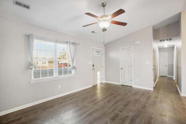 Photo - Adorable Richlands Home!