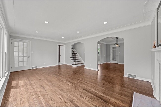 Photo - 3601 Tullamore Rd