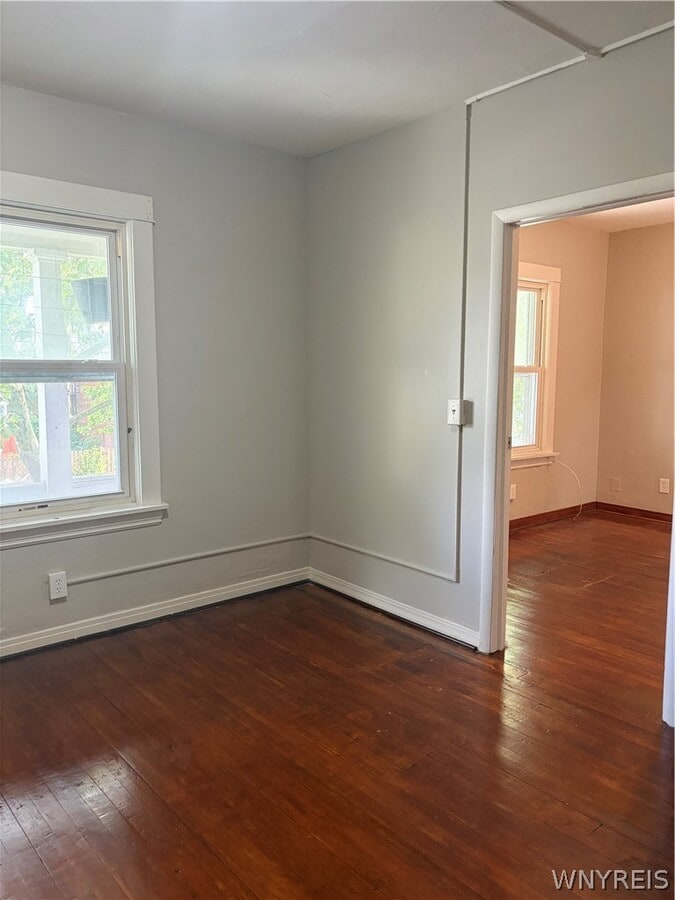 Photo - 1793 Welch Ave