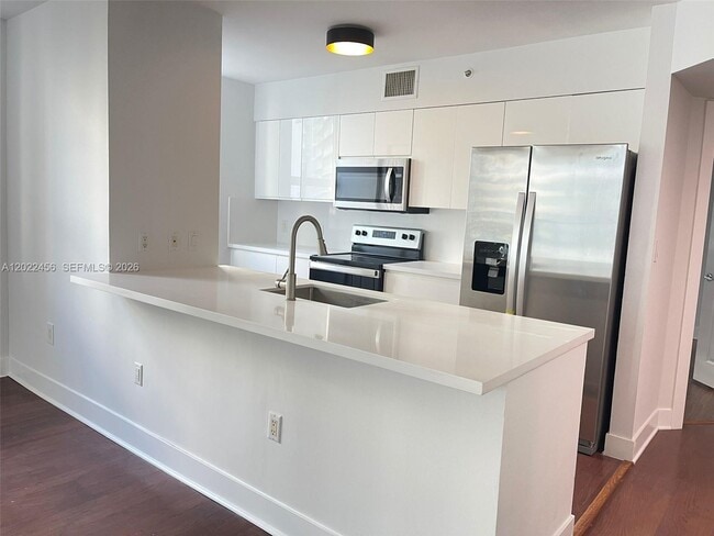 Photo - 1155 Brickell Bay Dr Unit 1102