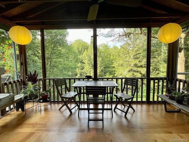Photo - 277 Creamery Rd