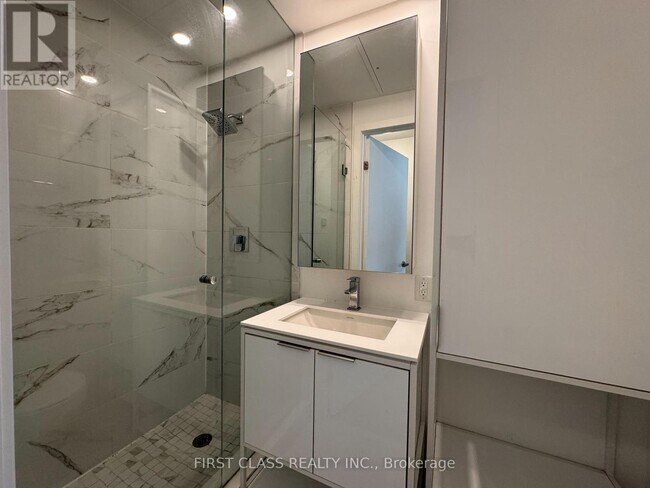 Photo - 77 Shuter St Unit 2509