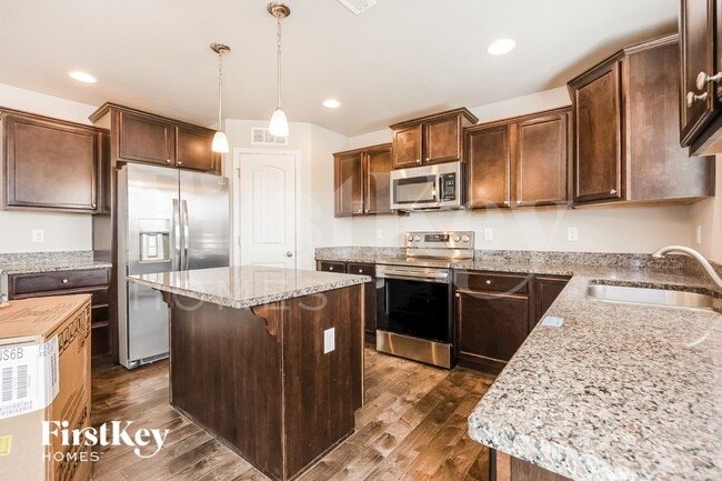 Photo - 8517 Admiral Way