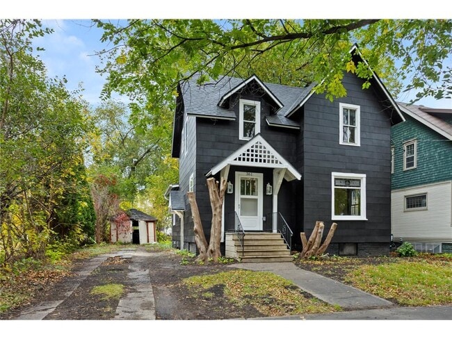 Photo - 361 8th Ave S Casa