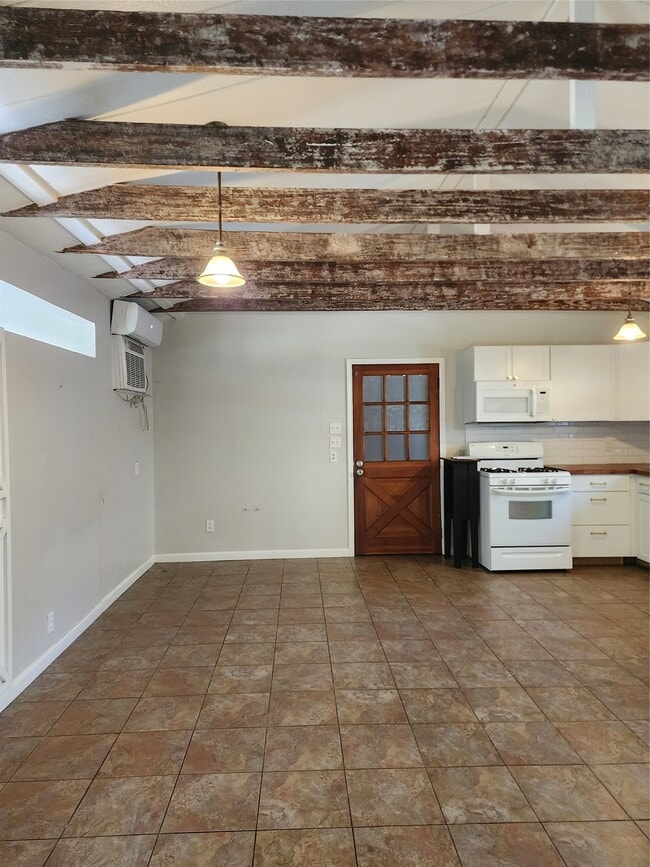 Photo - 13373 Southshore Dr