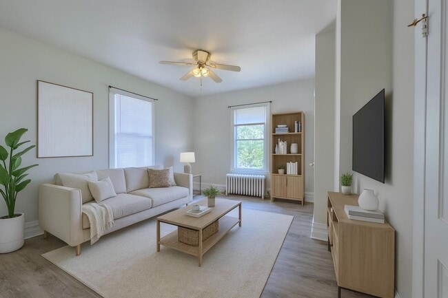 Building Photo - 301 W Beverley St Unit 1