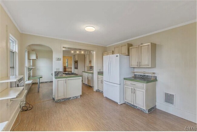 Photo - 1607 Burnet Ave