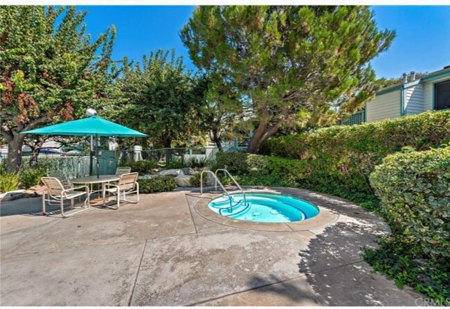 Building Photo - 20543 S Vermont Ave Unit Ponderosa West