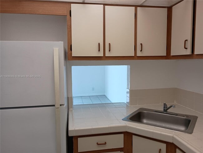 Photo - 801 NW 47th Ave Unidad 511W