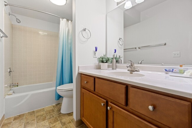 Arbor Lakes Bathroom - Arbor Lakes at Middleton