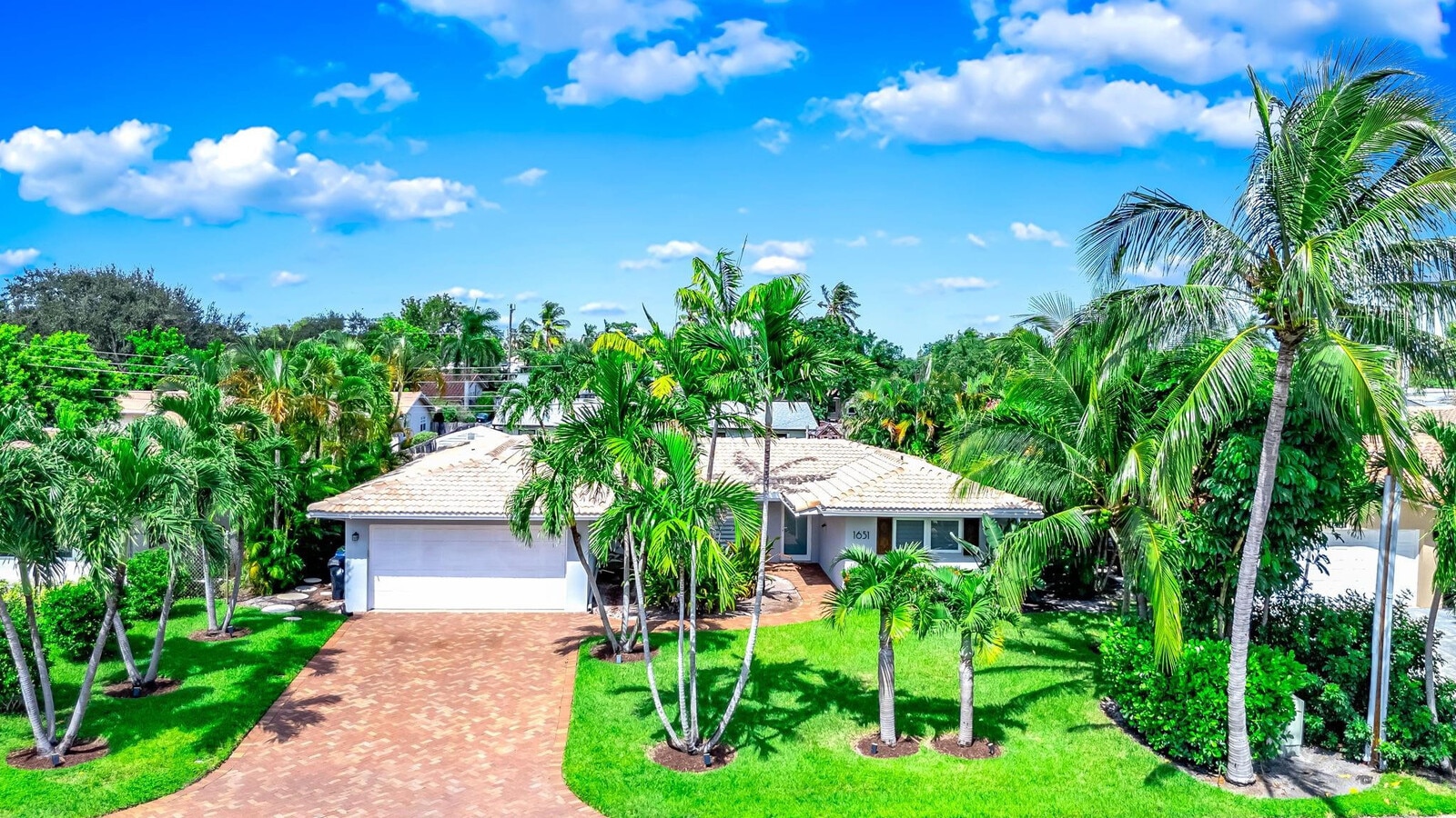 Photo - 1651 NE 54th St