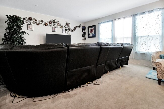 Photo - 668 Bailey Park Dr