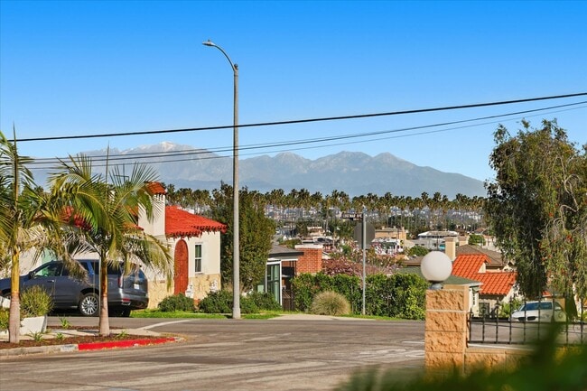 Photo - 4312 W 59th St