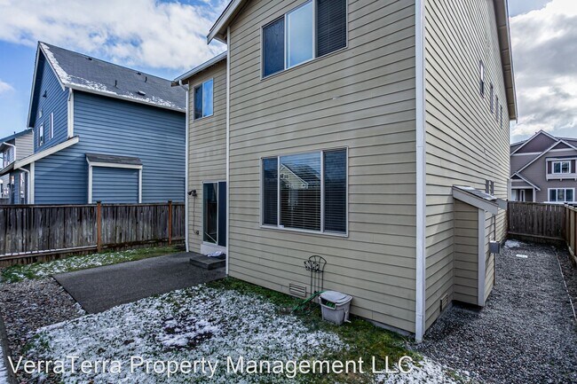 4 br, 2.5 bath House - 9519 133rd Street E - 4 br, 2.5 bath House - 9519 133rd Street E
