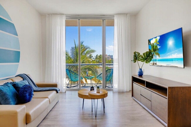 Building Photo - 777 N Ocean Dr