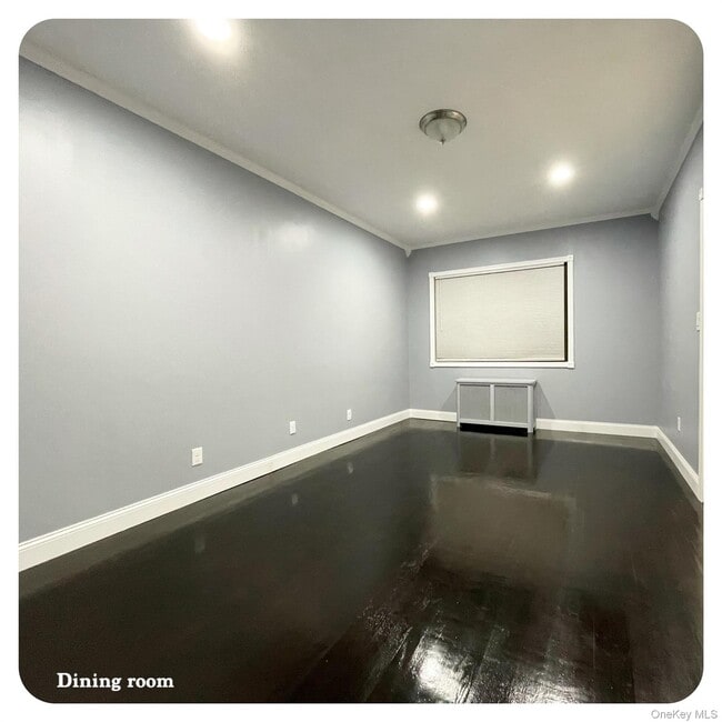 Photo - 48-41-48-41 41st St