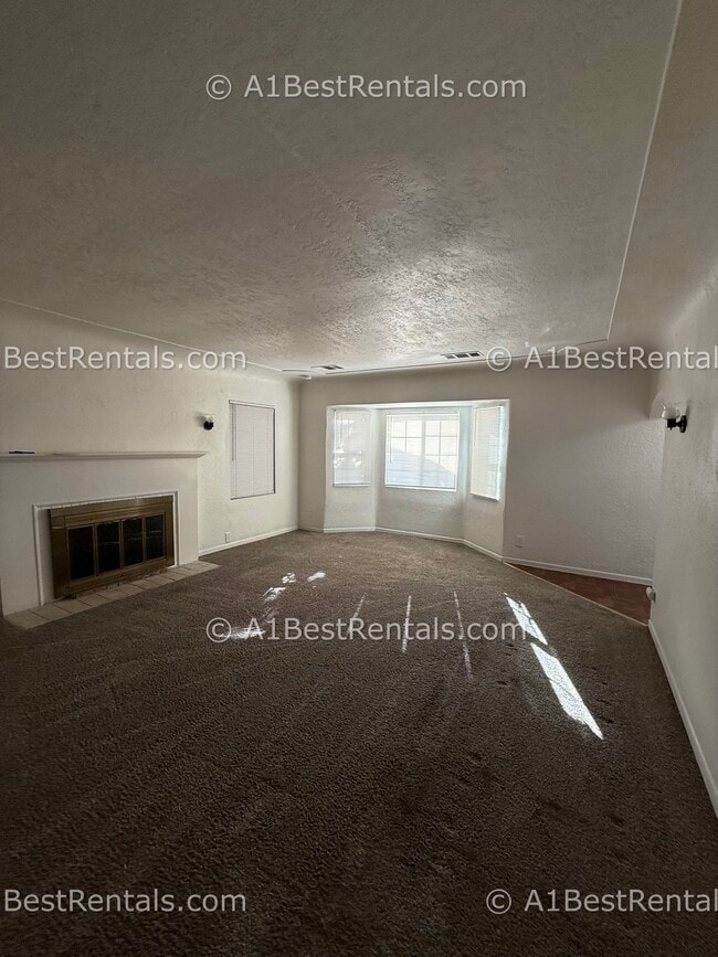 Photo - 120 Ellen Ave