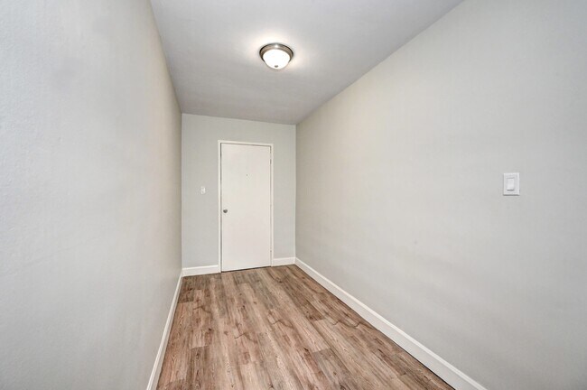 Photo - Ravine View Apartments