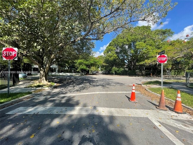 Photo - 1520 SW 10th St