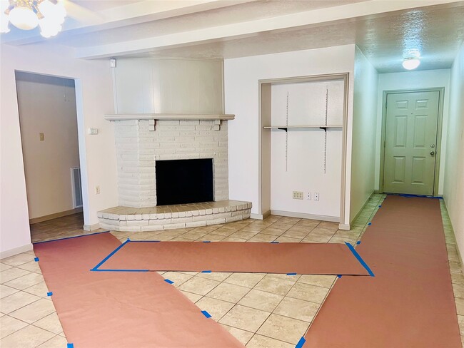 Photo - 11530 Herald Square Dr