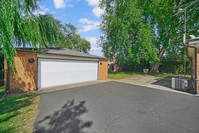 Photo - 6404 W 85th Pl