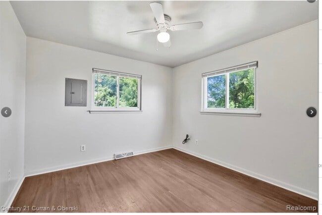 Photo - 212 Arcola St