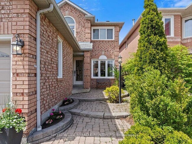 Photo - 5898 Mersey St