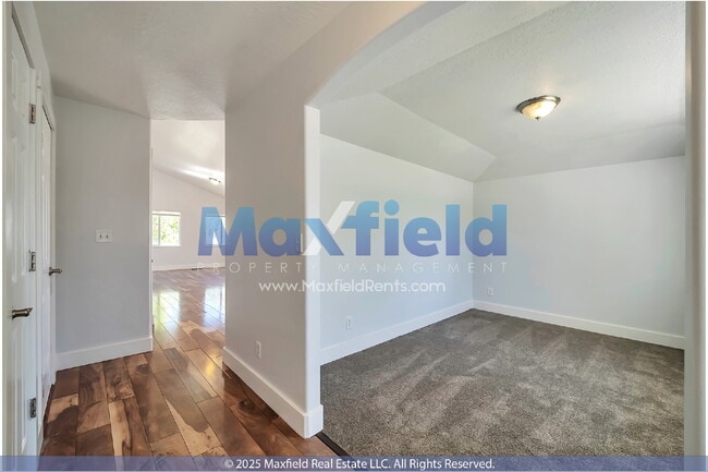 LEASE SPEICAL: $500 OFF!! Saratoga Springs - Harvest Hills - 5 Bedroom 3 Bath - Pet Friendly