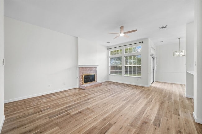 Photo - 3841 Pine Valley Dr