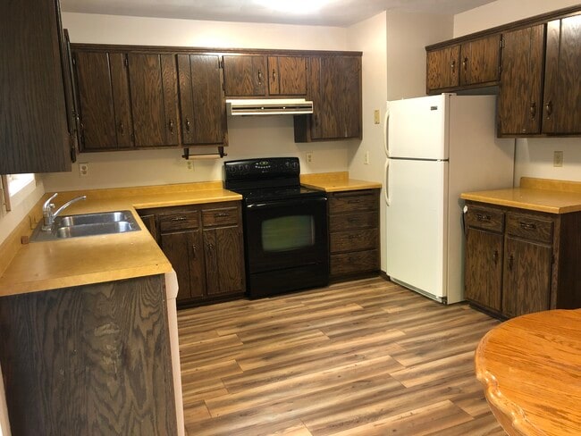 Photo - 323 Allan Ave Unidad 2