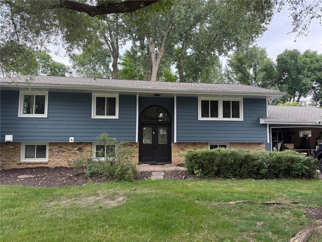 Photo - 1016 155th St W