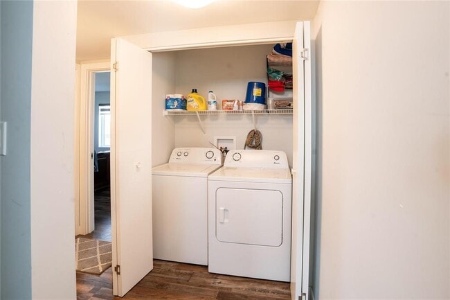 Photo - 33 Nihal Bay