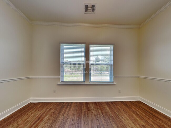 Photo - 34 Birch Cir