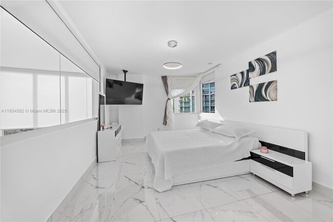 Photo - 3000 NE 188th St Unit 701